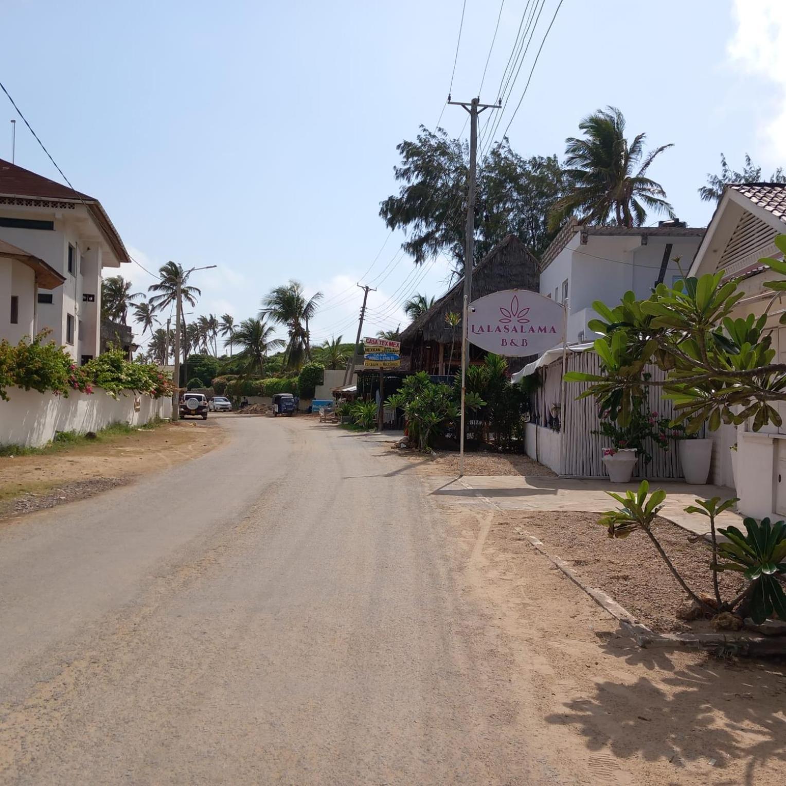 Lalasalama B&B Watamu Exterior photo